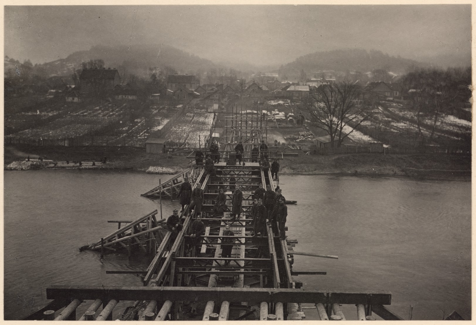 Darbai protarpyje „K“. Vaizdas iš viršaus