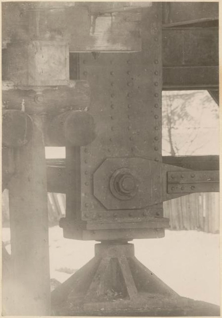 4. Tilto kraštinio rėmo guolis