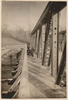 16. Turėklai ir perėja